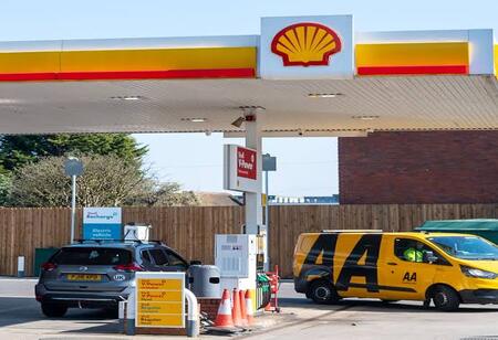 Shell Reports $9.84 Billion Q2 Profit on Rising Oil and Gas Prices Shell Reports $9.84 Billion Q2 Profit on Rising Oil and Gas Prices