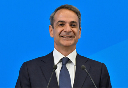 Greece to Ban Social Media for Under-15s from 2027, Says PM