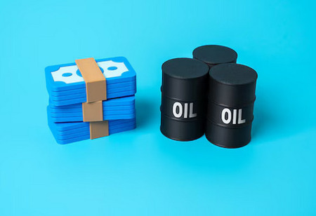 Moscow Calls for the US to Ease Oil Sanctions