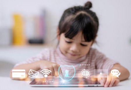 EU Urges Age-Verification App Rollout to Protect Minors Online