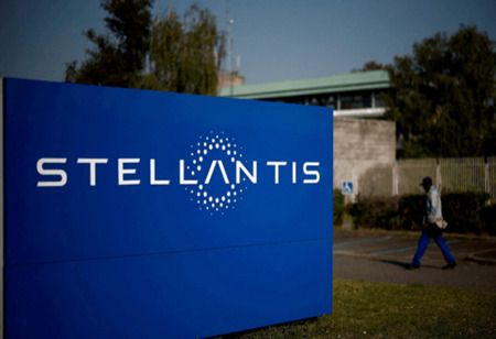 Stellantis to Build Affordable Electric City Cars in Italy by 2028