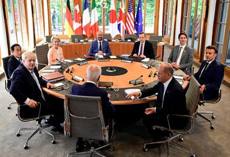 G7 Leaders Test Trump on Iran, Seek Ukraine Reset